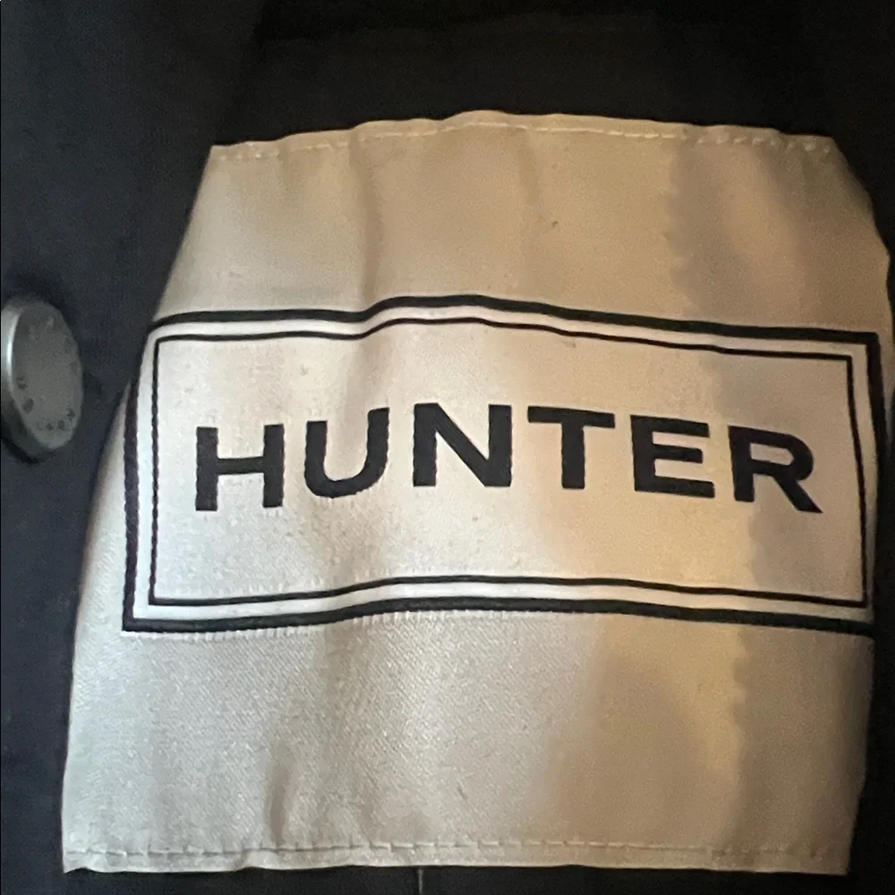 NWT Hunter Black Quilted Coat with Hood - Picture 2 of 4